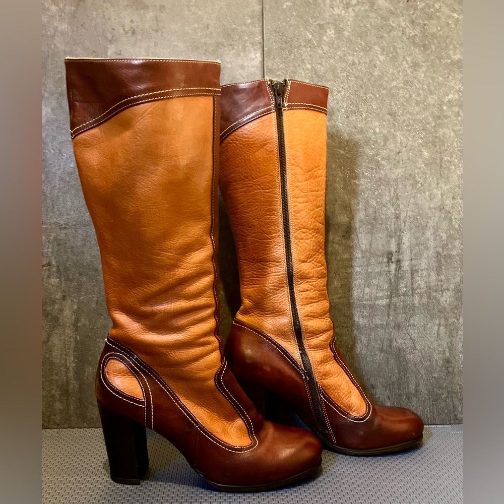 Vero Cuoio Vintage Two-Toned Knee-High Leather Boots EU 39/US 8.5